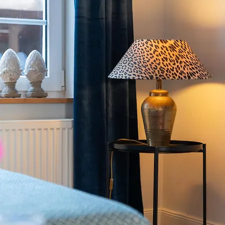 Cls Moderne Mit Garten Fuer Bis Zu 6 Personen, 2 E-ladesaeulen, 3 Parkplaetze, Loggia, Big Egg, Massagesessel, Kaffeevollautomat, Grosses Haus Zwischen Luebeck Und Ostsee, Ideale A1 Anbindung Nach Hamburg, Luebeck, Timmendor * Bad Schwartau